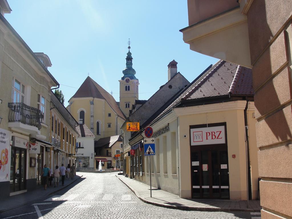 Apartamento Apartman Rudi Samobor Exterior foto